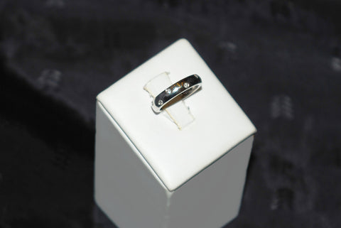 10-Diamond Ring in White Gold