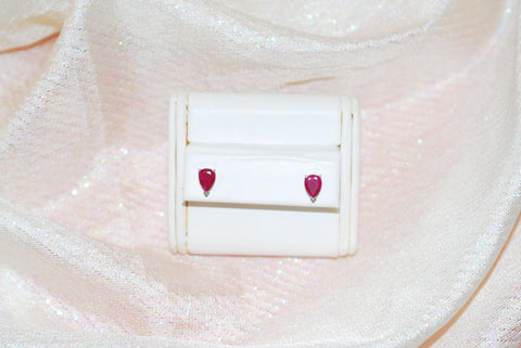 Ruby Earrings in White Gold 02