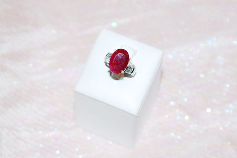 Ruby Ring in White Gold 01