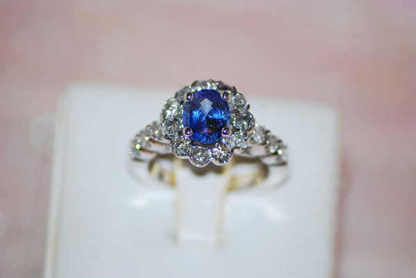 Sapphire Ring with Diamonds 1